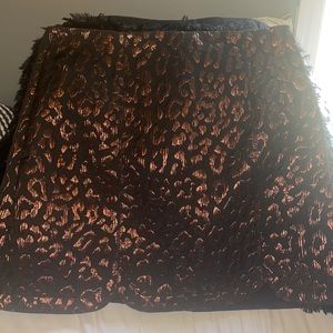 DO+BE Mini Skirt; Size L; New w/ tags, never been worn; perfect for a fall day!